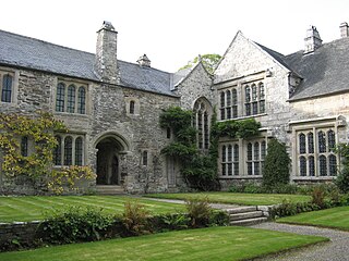 <span class="mw-page-title-main">Cotehele</span> Grade I listed historic house museum in Calstock, United Kingdom