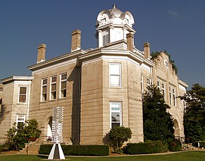 Cumberland County Courthouse in Crossville