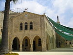 Вежа Маронітського собору Богоматері Ліванської у Брукліні, Нью-Йорк, США.