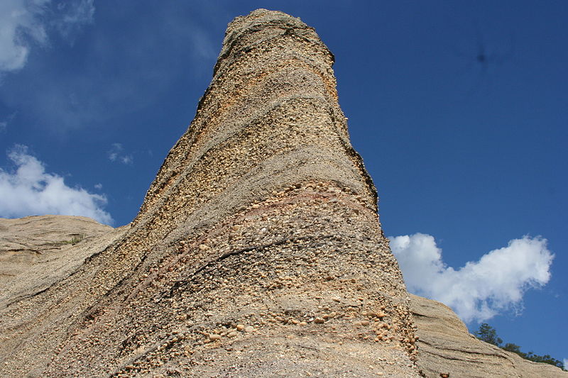 File:Detalhe de uma formação rochosa no Parque Nacional da Serra da Capivara.jpg