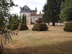Château du Pouyaud makalesinin açıklayıcı görüntüsü
