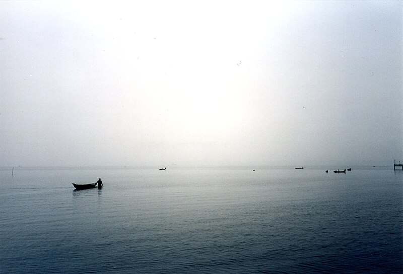 File:Douala 2005 10.JPG