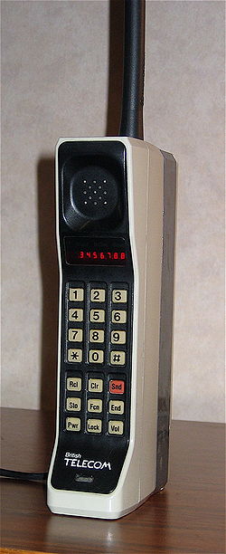 Motorola DynaTAC 8000x: el primer móvil de la historia cumple 40 años