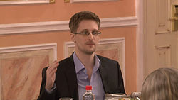 Edward Snowden 2013-10-9 (2)