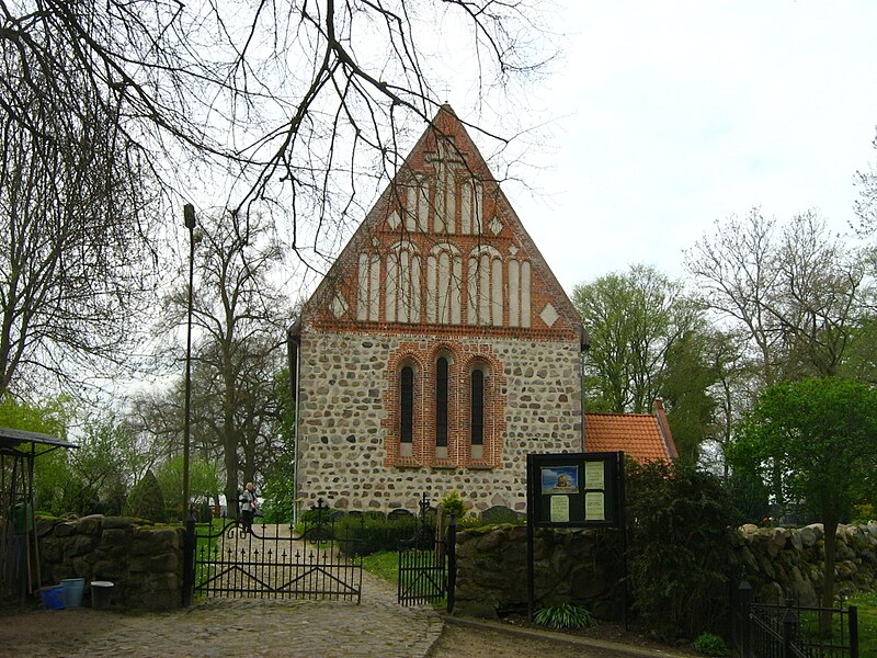 File:Eixen-Kirche-30-04-2008-076.jpg