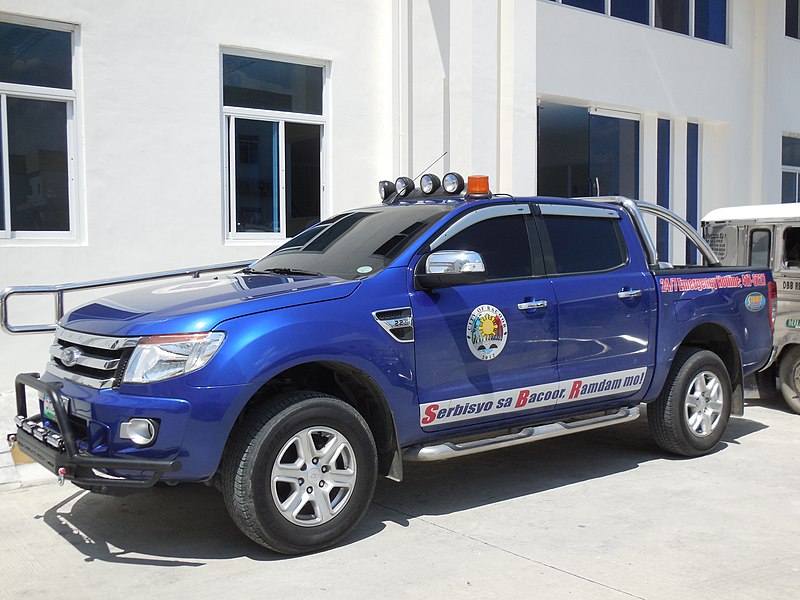 File:Emergency Response Vehicle at Bacoor Government Center in Bacoor, Cavite, Philippines.JPG