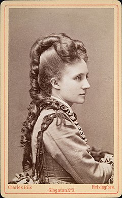 Emmy Achté vuonna 1875.