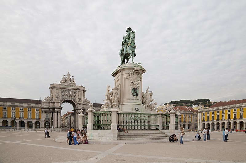 File:Estatua de Don José I, Plaza del Comercio, Lisboa, Portugal, 2012-05-12, DD 04.JPG