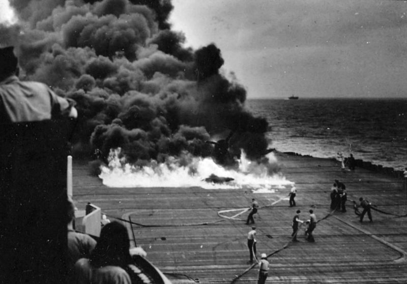 File:F4U crash on USS Essex (CV-9) in August 1945.jpg