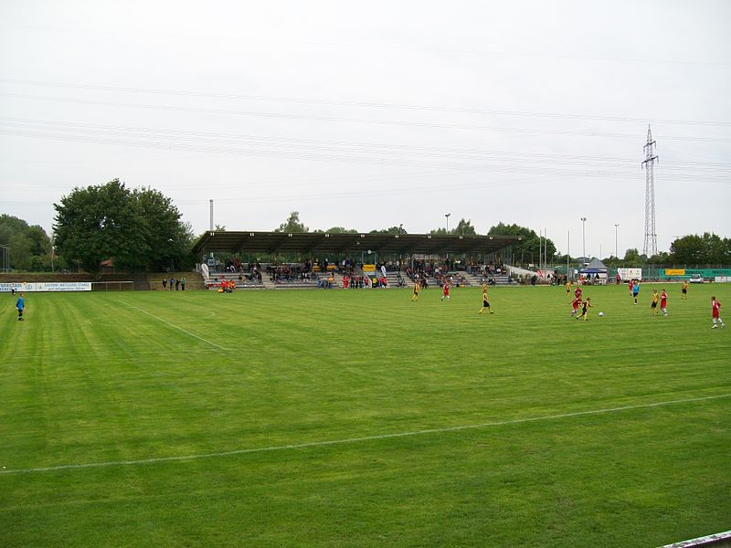 File:FC Moosinning.JPG