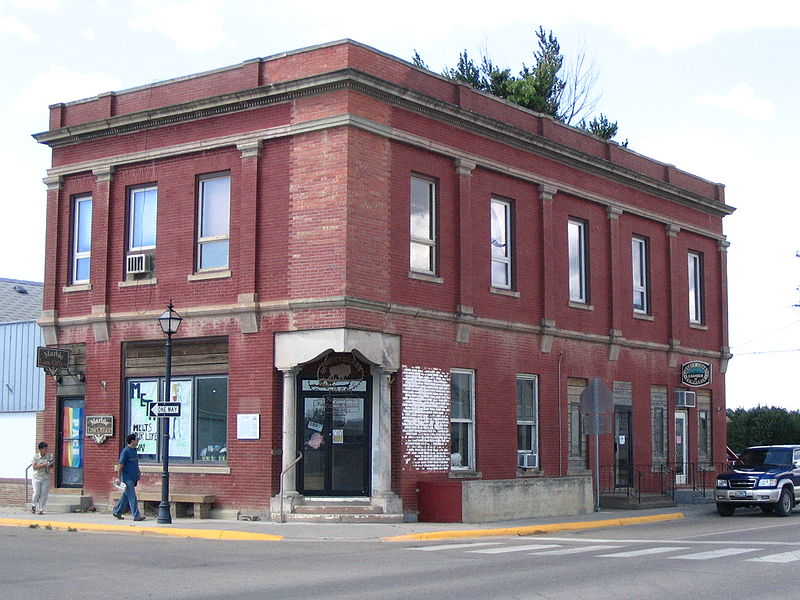 File:First State Bank of Chester, Montana.JPG