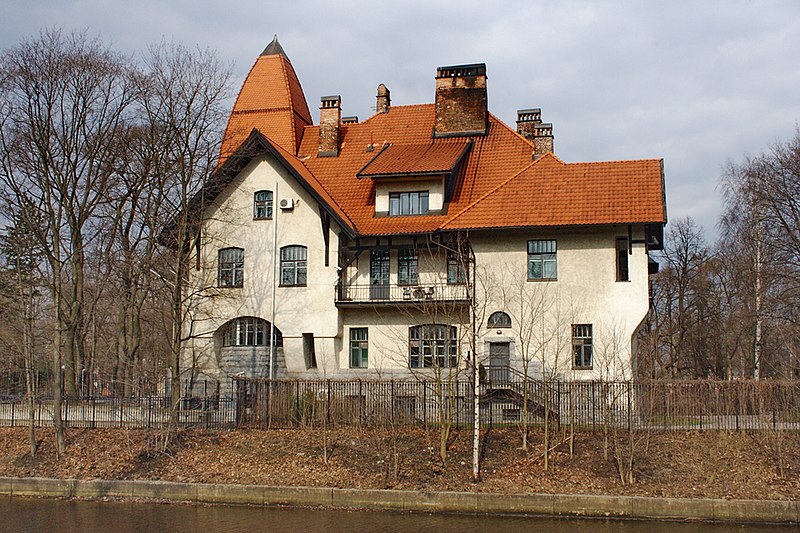 File:Follenweider's private residence.jpg