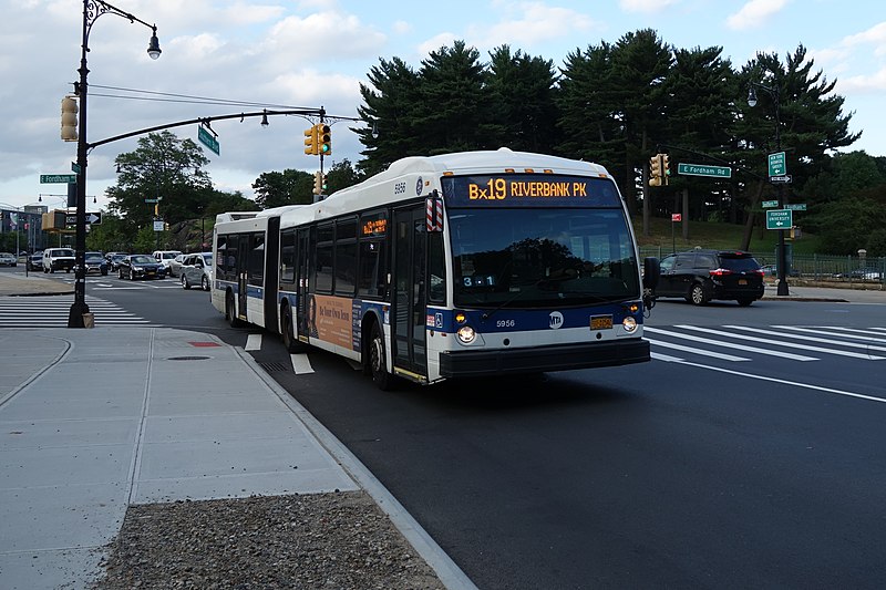 File:Fordham Rd Southern Bl td (2018-09-29) 11.jpg