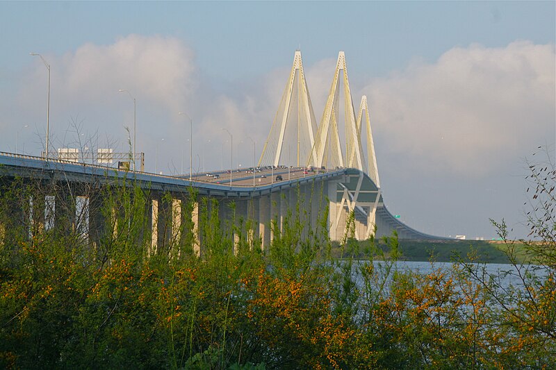 File:Fred Hartman Bridge on Hwy. 146.jpg