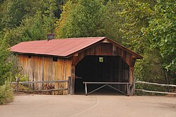 View of the entrance to Gilliam Park covered bridge
