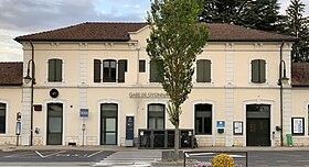 Gare d'Oyonnax makalesinin açıklayıcı görüntüsü