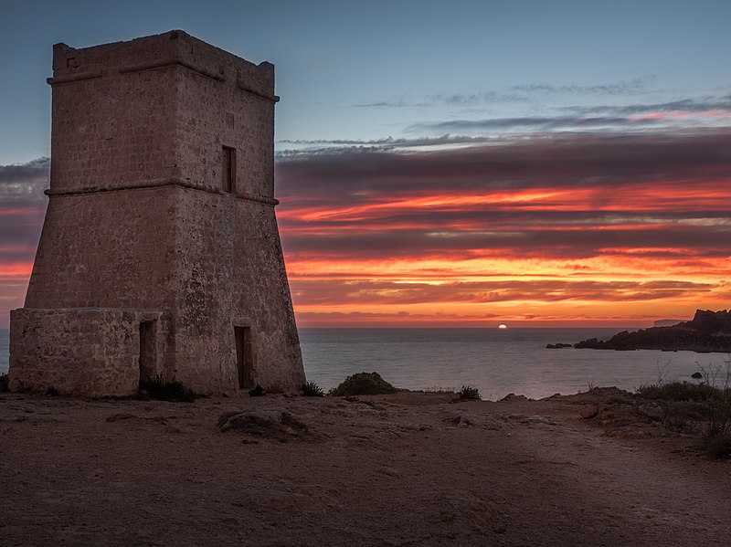 File:Ghajn tuffieha watch tower.jpg