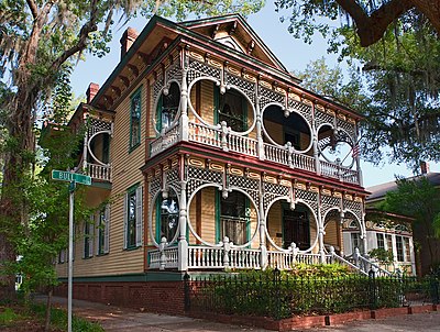 File:Gingerbread House in Savannah.jpg