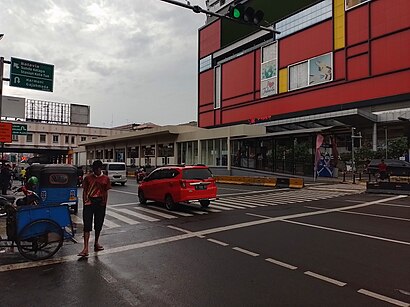 Cara untuk pergi ke Halte TransJakarta Glodok menggunakan Transportasi Umum - Tentang tempat tersebut