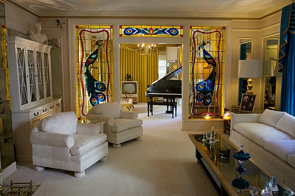 Graceland living room