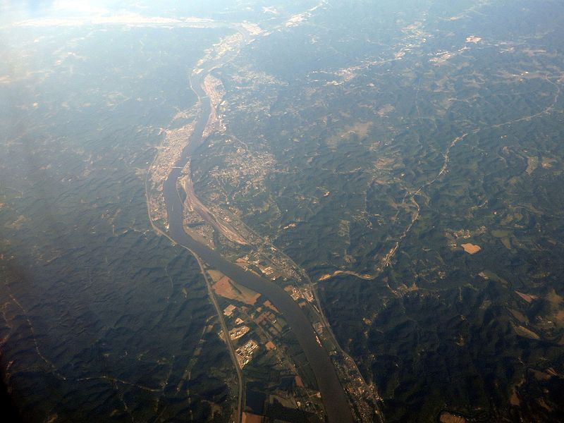 File:Greenup, Kentucky; Ironton, Ohio; Flatwoods, Kentucky on the Ohio River at Kentucky-West Virginia-Ohio Border (14311628888).jpg