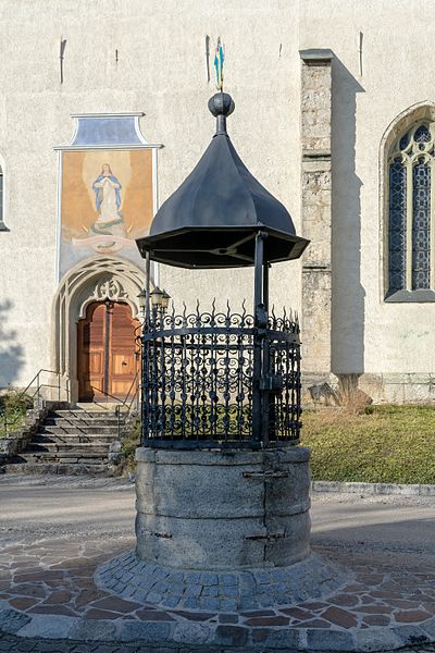 File:Gunskirchen Fallsbach Wallfahrtskirche Wallfahrerbrunnen-1061.jpg