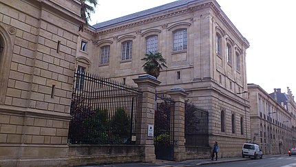 Hôtel des archives départementales de la Gironde 2012-10-08 13-40-32