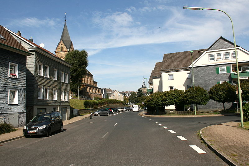 File:Hückeswagen - Goethestraße 01 ies.jpg