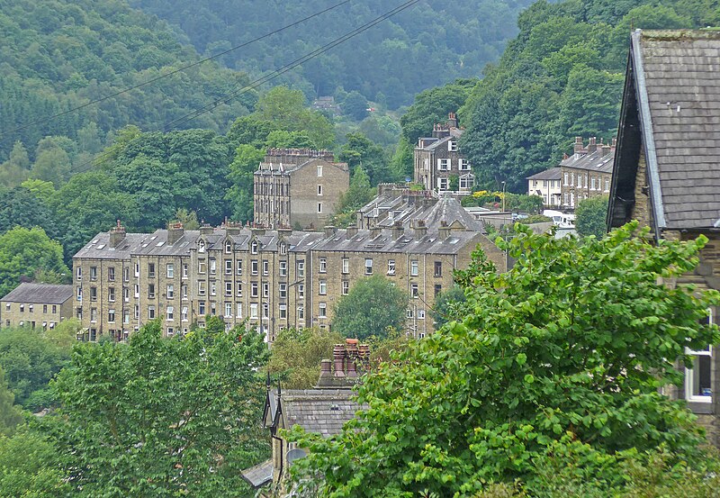 File:Hebden Bridge (28236704320).jpg