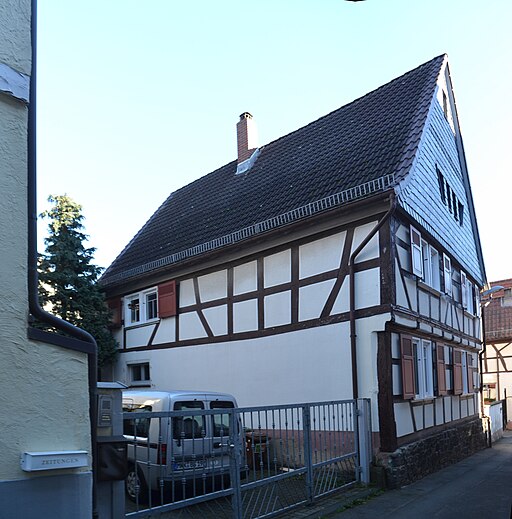 Hochstadt, Schützenstraße 4 (1)