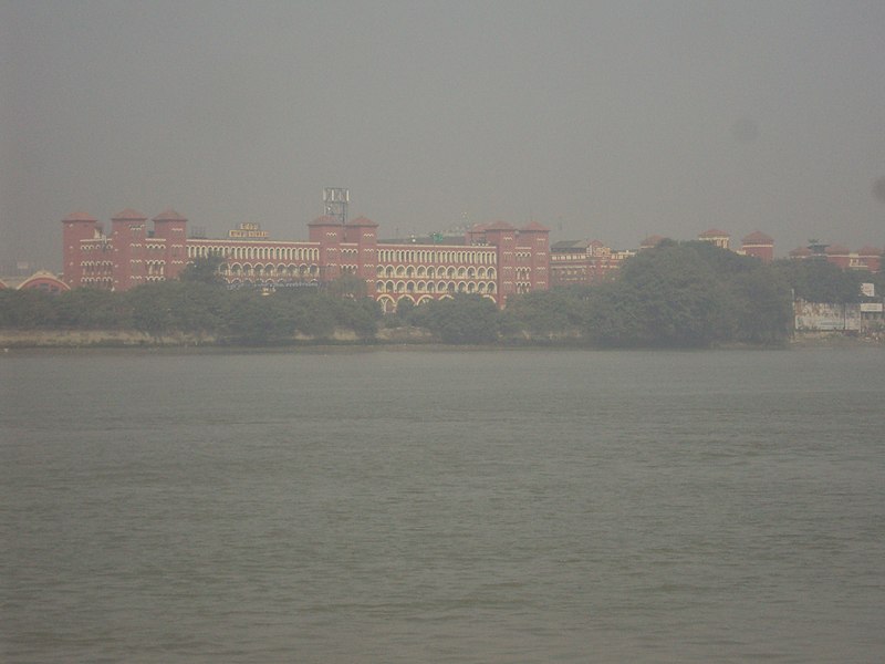 File:Howrah station (02).jpg