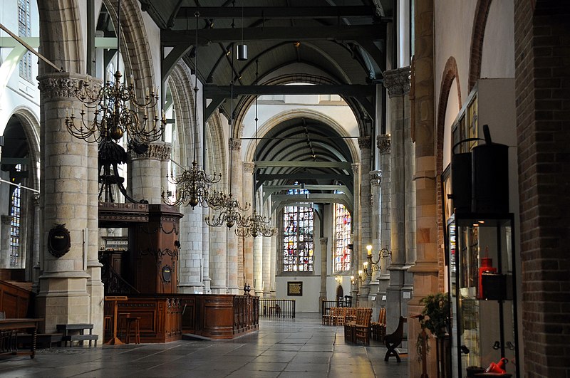 File:Interior of the Medieval Sint Jans church Gouda. Its length is 123 m and that makes it the longest church of Holland. It was founded already in the 13th century, but the most parts are from 1500-1600 - panoramio.jpg