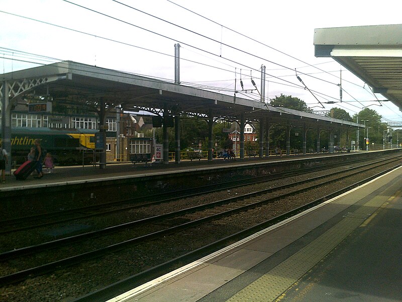 File:Ipswich Railway Station - geograph.org.uk - 5838715.jpg