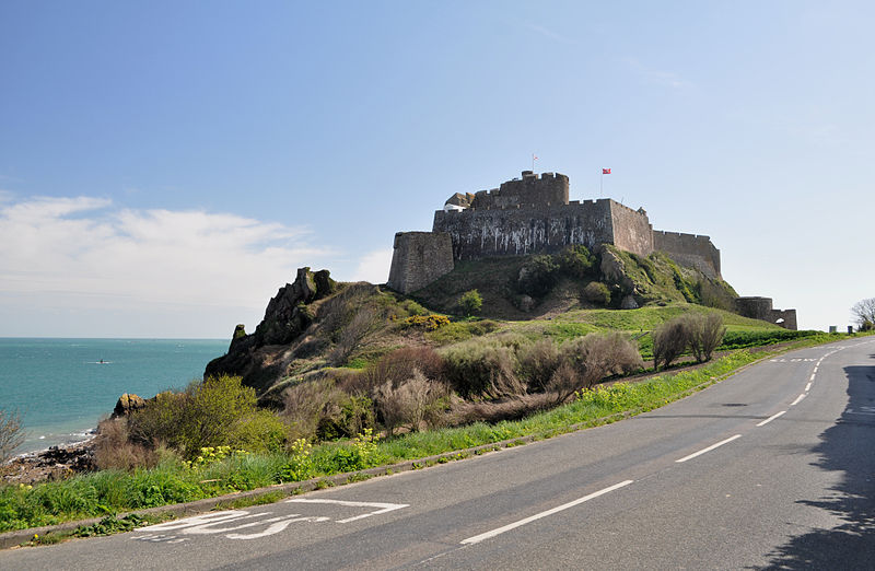 File:Jersey - Mont Orgueil 03.jpg