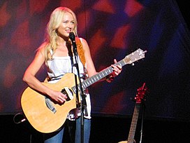 Kilcher performing at The Theatre in Coquitlam in 2008 Jewel 2008 June 05.jpg