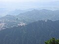 从天台寺的大雄宝殿俯视 View from the higher Daxiong Baodian