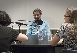 Joan Fontcuberta entrevistat a Ràdio Web Macba.jpg