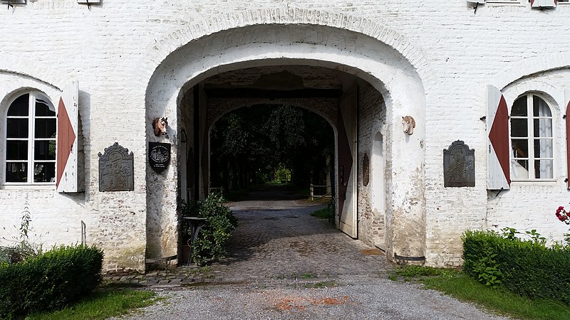 File:Kempen - Gut Heimendahl, juli 2014 - panoramio (8).jpg