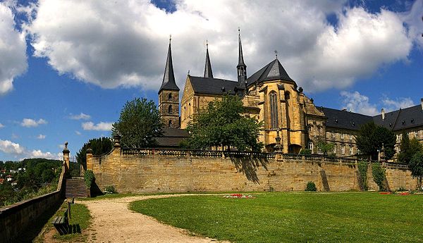 Image: Kloster Michaelsberg Parkseite