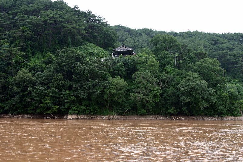 File:Korea-Andong-Pavilion and Nakdong River near Baeun Farm-01.jpg