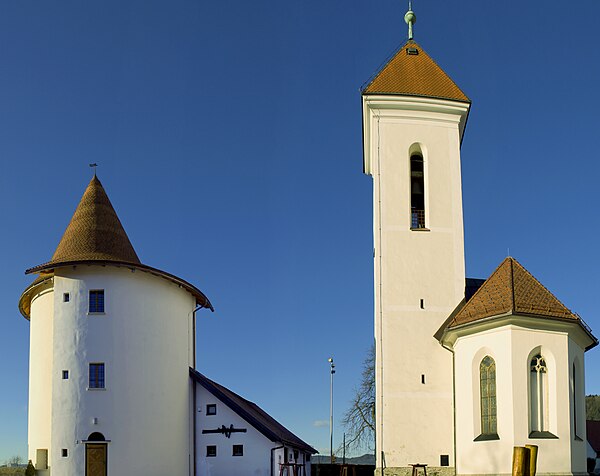 Image: Kranj (Pungert)   cerkev sv. Fabiana, Boštjana in Roka (2012 01)