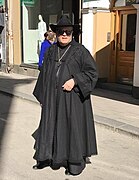 Robe and kaftan for slightly overweight gentleman in Götgatan of Stockholm, 2018