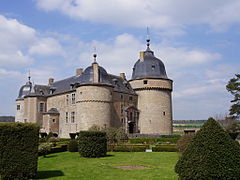 Château de Lavaux-Sainte-Anne près de Rochefort (Namur).