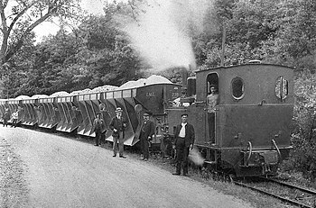 Tog av Leppetalbahn nær Niederwette