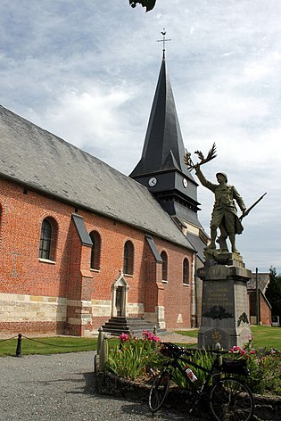 Luchy, Oise, France - church and monument.JPG