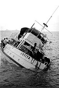 MV Joyita löydettäessä vuonna 1955.