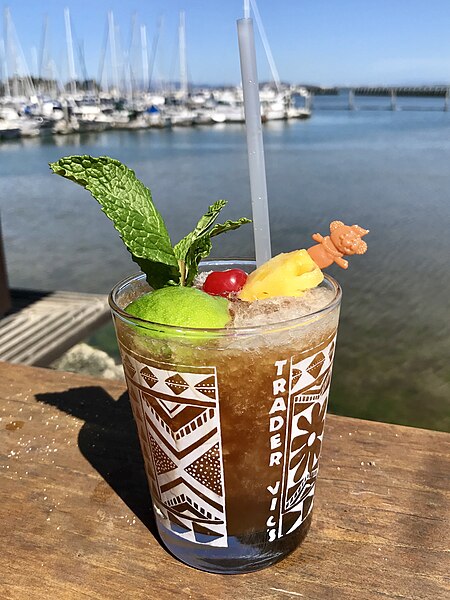 File:Mai Tai Trader Vics Emeryville.jpg