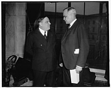 Mayors meet at senate hearing. Washington, D.C., Jan. 17. Mayors of two of the country's largest cities, New York, Fiorello La Guardia (left) and Mayor Harold H. Burton of Cleveland met LCCN2016872883.jpg