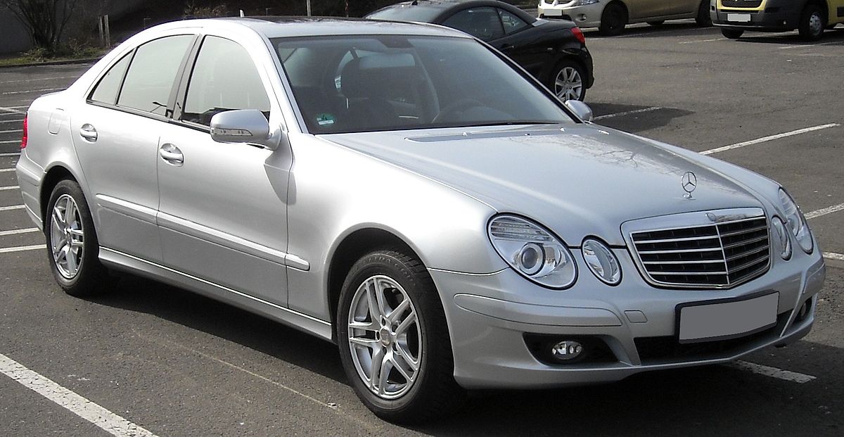 File:Mercedes W211 front 20080127.jpg - Wikimedia Commons