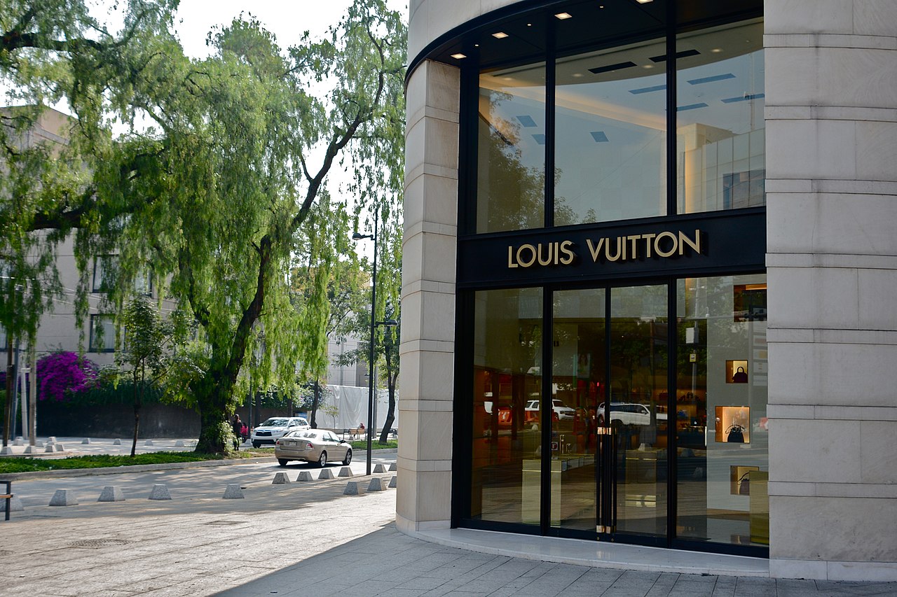 Shops With Louis Vuitton In Mexico City